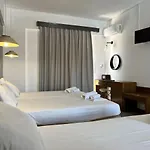 Family House 4*