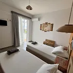 Family House Aparthotel 4*