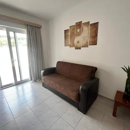 Family House 4*
