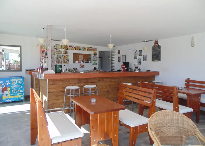Family House 4* فاليراكي
