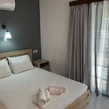Family House 2* Faliraki