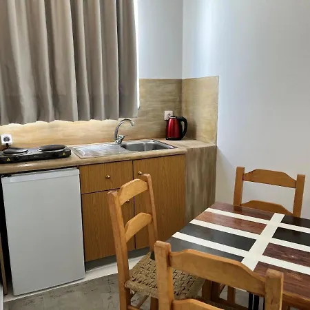 Aparthotel Family House Faliraki