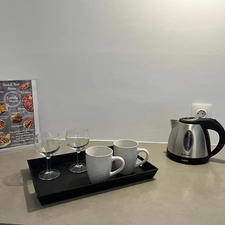 Family House Apartmanhotel 4*