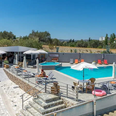 Family House Apartmanhotel