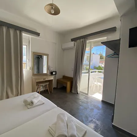 Family House 4* Faliraki