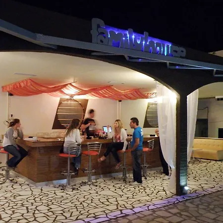Family House Aparthotel