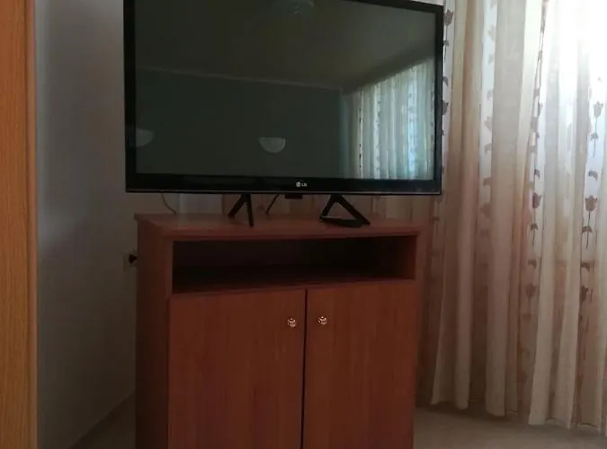 Aparthotel Family House 4*