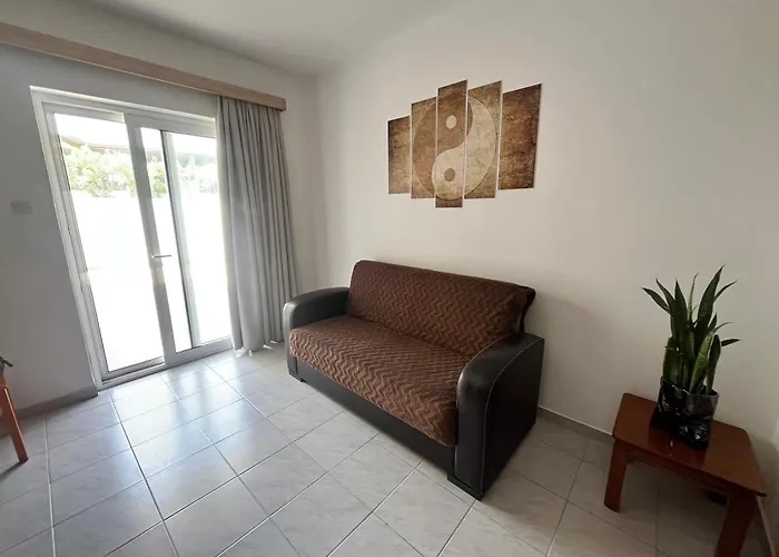 Family House 4*