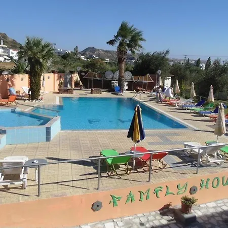 Family House 4*