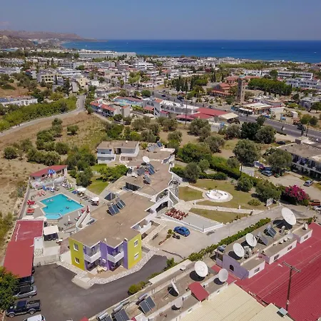 Family House 4* Faliraki