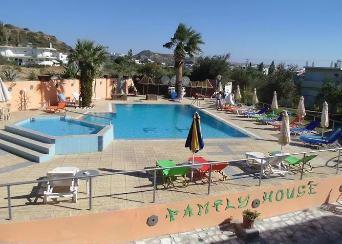 Family House 4*