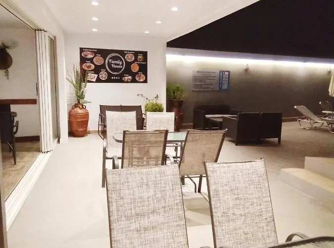 公寓式酒店 Family House