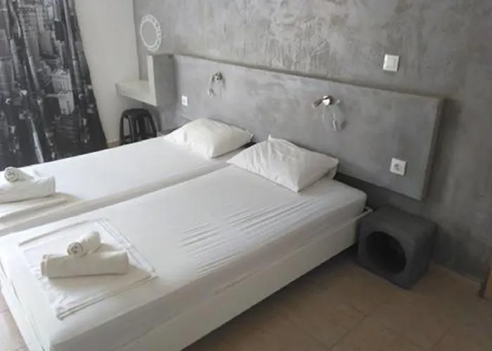 Family House Apartmanhotel 4*